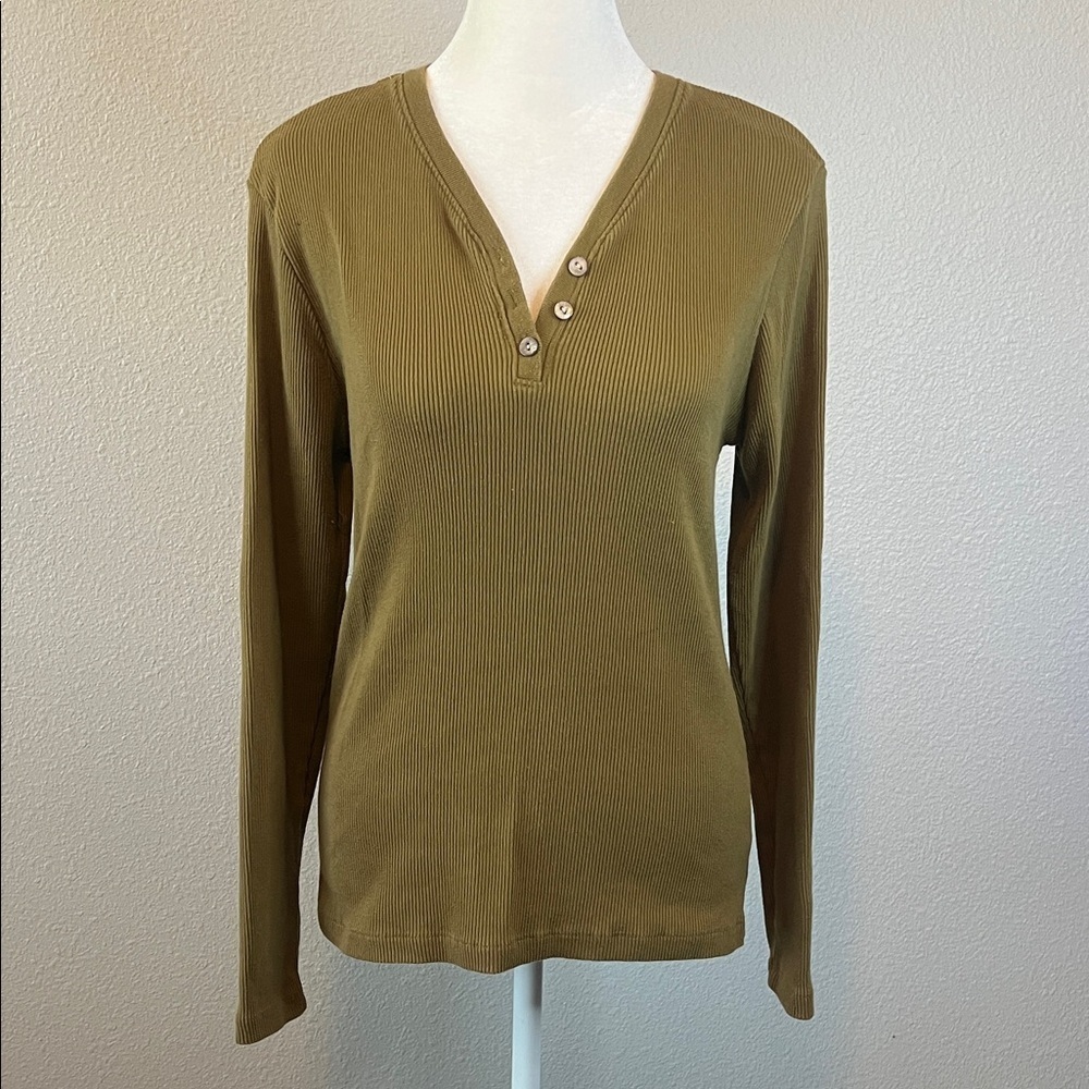 Bit & Bridle Fitted Ribbed Henley Long Sleeve TShirt Green Size Medium